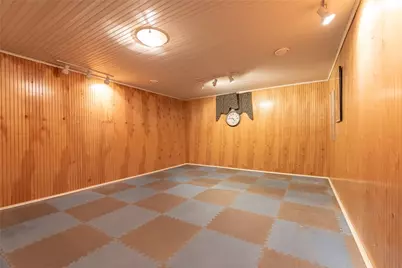 1020 Warwick Avenue, Warwick, RI 02888 - Photo 34