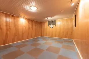 1020 Warwick Ave, Warwick, RI 02888 - Photo 34