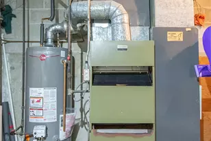 1020 Warwick Ave, Warwick, RI 02888 - Photo 44