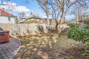 21 Dexterdale Rd, Providence, RI 02906 - Photo 34