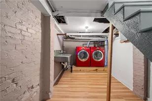 21 Dexterdale Rd, Providence, RI 02906 - Photo 30