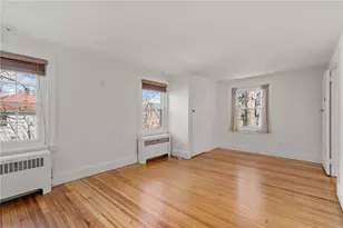 21 Dexterdale Rd, Providence, RI 02906 - Photo 22