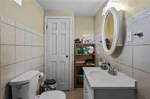 30 Touro St, Providence, RI 02904 - Photo 32