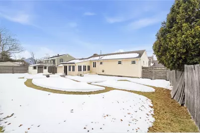 20 Reservoir Avenue, Warren, RI 02885 - Photo 6