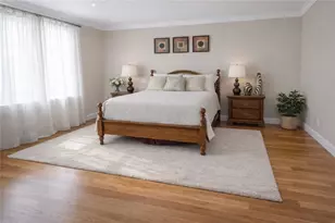 215 Bourne Ave, East Providence, RI 02916 - Photo 10