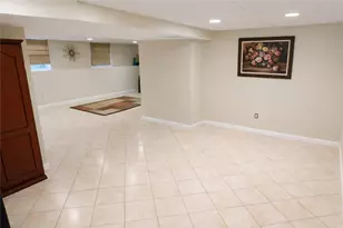 215 Bourne Ave, East Providence, RI 02916 - Photo 18