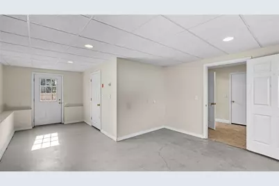 106 Cedar Avenue, Portsmouth, RI 02871 - Photo 20