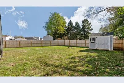 106 Cedar Avenue, Portsmouth, RI 02871 - Photo 26