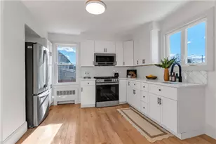 26 Clinton St, Johnston, RI 02919 - Photo 6