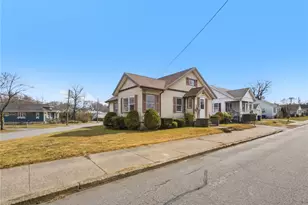 67 Fred St, Pawtucket, RI 02860 - Photo 22