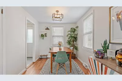 5 Shangri La Lane, Middletown, RI 02842 - Photo 12