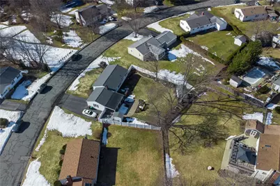 255 Knollwood Drive, Woonsocket, RI 02895 - Photo 40