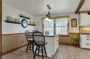 255 Knollwood Dr, Woonsocket, RI 02895 - Photo 8