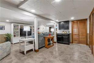 255 Knollwood Dr, Woonsocket, RI 02895 - Photo 22