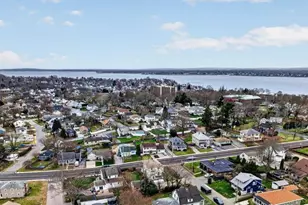 102 Willett Ave, East Providence, RI 02915 - Photo 10