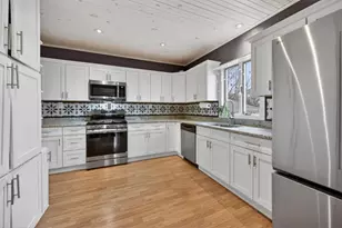 102 Willett Ave, East Providence, RI 02915 - Photo 12