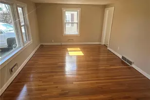 2 Doric Ave, Cranston, RI 02910 - Photo 4