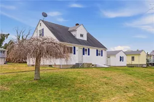 92 Bracket Ave, Tiverton, RI 02878 - Photo 32