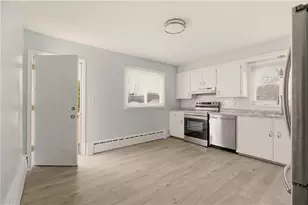 92 Bracket Ave, Tiverton, RI 02878 - Photo 12