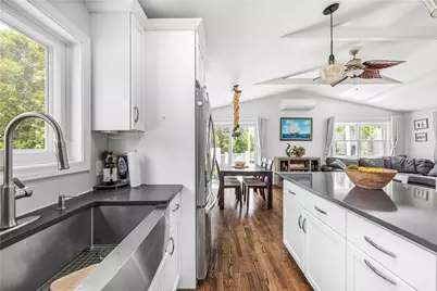 60 Brooklyn Road, Narragansett, RI 02882 - Photo 8