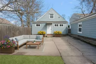 200 Bracken St, Cranston, RI 02920 - Photo 28