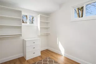 200 Bracken St, Cranston, RI 02920 - Photo 18