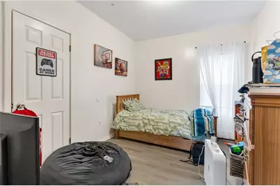 70 Lincoln Avenue, Central Falls, RI 02863 - Photo 38