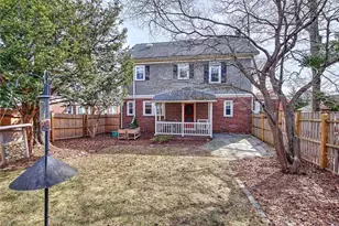 12 Holly St, Providence, RI 02906 - Photo 44