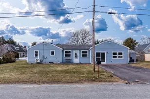 121 Tupelo Rd, South Kingstown, RI 02879 - Photo 1