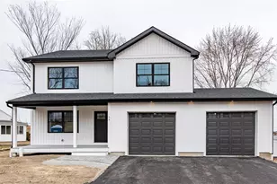 74 Woodside St, Cranston, RI 02920 - Photo 4