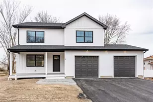 74 Woodside St, Cranston, RI 02920 - Photo 1