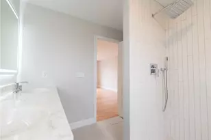 74 Woodside St, Cranston, RI 02920 - Photo 18