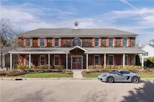 14 Clinton Ave, Jamestown, RI 02835 - Photo 1