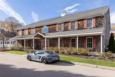 14 Clinton Avenue, Jamestown, RI 02835 - Photo 4