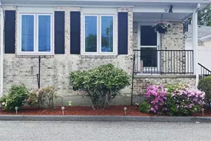 52 Hawthorne St, North Providence, RI 02904 - Photo 38