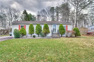 281 Leisure Dr, South Kingstown, RI 02879 - Photo 2
