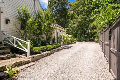 8061 Post Road, North Kingstown, RI 02852 - Photo 40