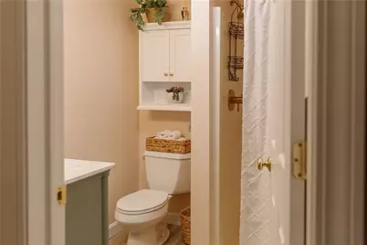 114 Girard Avenue #6, Newport, RI 02840 - Photo 20