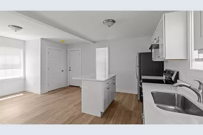 2958 East Main Road, Portsmouth, RI 02871 - Photo 10