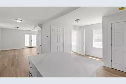 2958 East Main Road, Portsmouth, RI 02871 - Photo 12