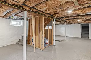 2958 E Main Rd, Portsmouth, RI 02871 - Photo 32