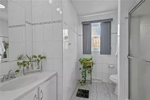 39 Gateway Ct, Warwick, RI 02889 - Photo 22