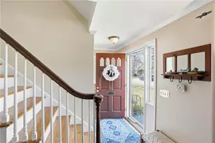 2 Duncan Rd, East Providence, RI 02916 - Photo 4