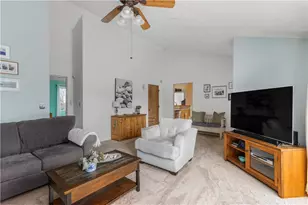 39 Almy Knoll Terrace, Portsmouth, RI 02871 - Photo 10