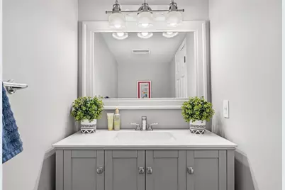 10 Pier Market Place #10, Narragansett, RI 02882 - Photo 14