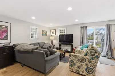 72 Seascape Avenue, Middletown, RI 02842 - Photo 16