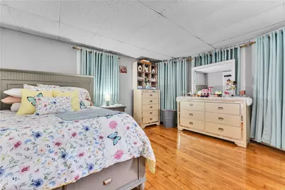 64 Pleasant Street, Providence, RI 02906 - Photo 8