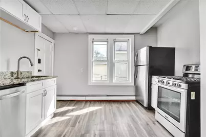 64 Pleasant Street, Providence, RI 02906 - Photo 14