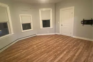 207 Pawtucket Ave, Pawtucket, RI 02860 - Photo 8