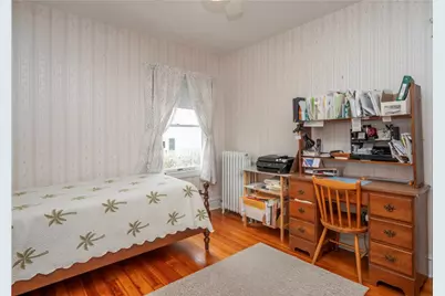 18 Ledyard Street, Newport, RI 02840 - Photo 30